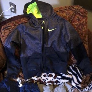 Nike dri-fit zip up boys hoodie